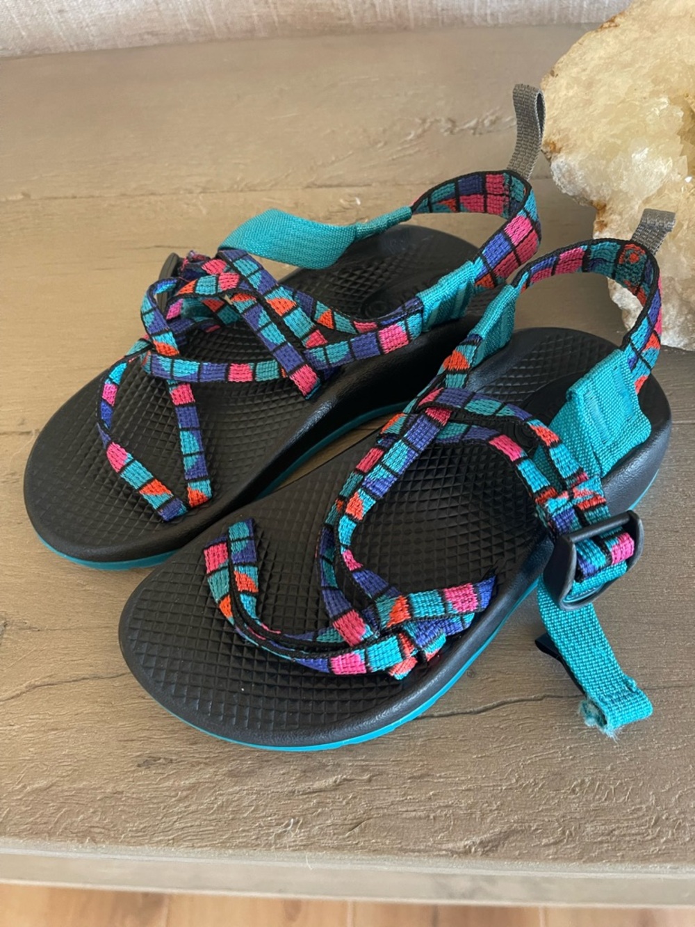Chaco Kids Multicolor Teal Black Strap Sandals - Picture 2 of 4